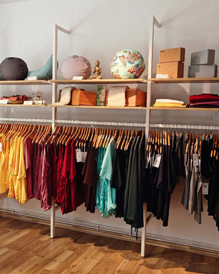 goldene-ach-yoga-shop