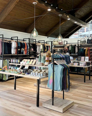 Pueo_Boutique_1_87c799dd-c0d5-458a-98d2-0972de00f17d