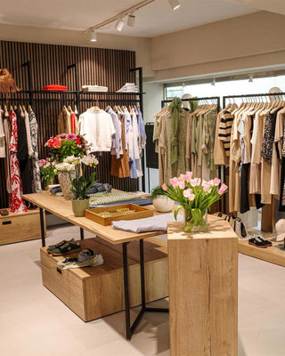 azani-boutique-fashion-ladeneinrichtung_13