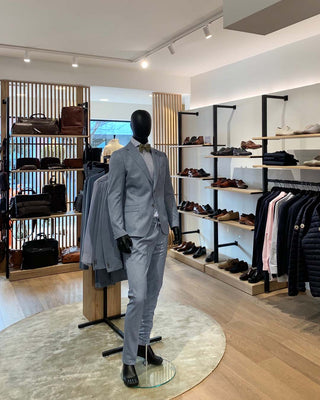 ceres-shelving-regalsystem-menswear_3