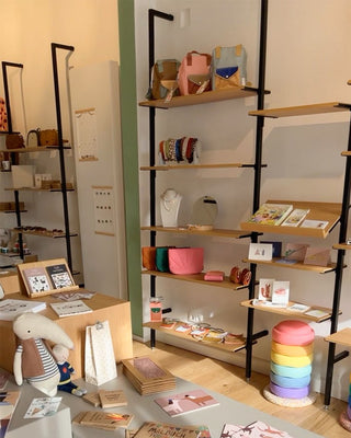 ladeneinrichtung-concept-store-mandai-design