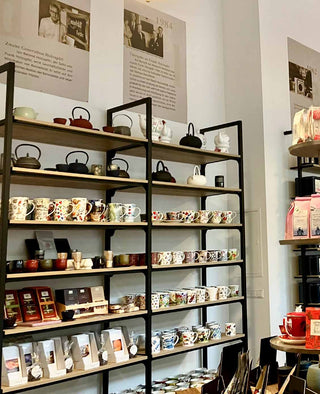 ladeneinrichtung-tea-the-mandai-design-2