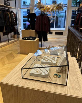 saint_sofia_store_fixtures_retail_design_mandai_6