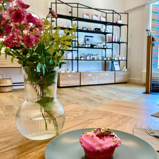 verkaufsregal-ladenregal-ladenbau-mandaidesign-luene