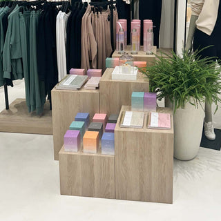 wurfel-cube-ladeneinrichtung-mandai-design